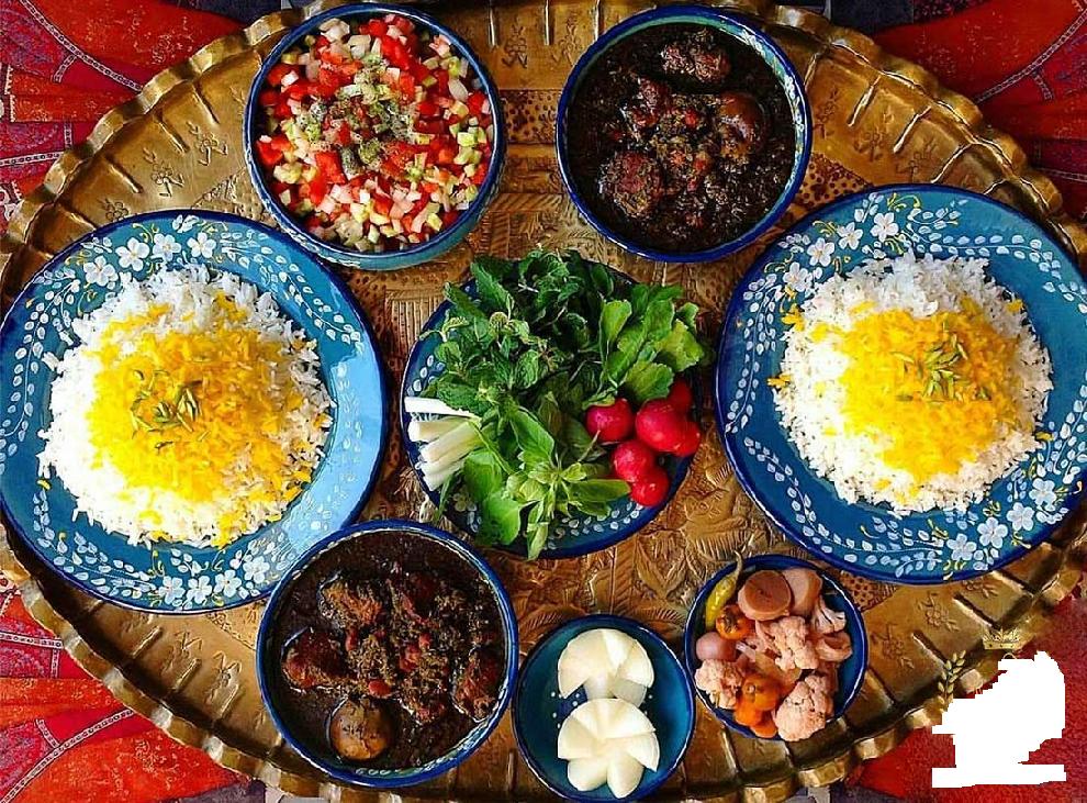 طرز تهیه خورش قورمه سبزی جاافتاده و مجلسی خوشرنگ و خوشمزه