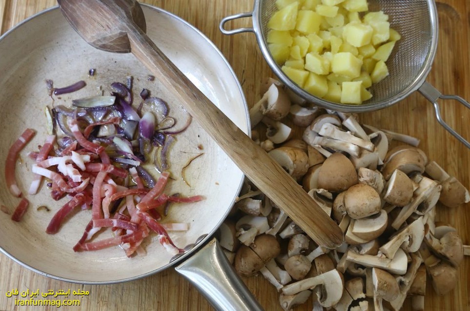 طرز تهیه یک غذای ساده و خوشمزه،پای سیب زمینی با قارچ
