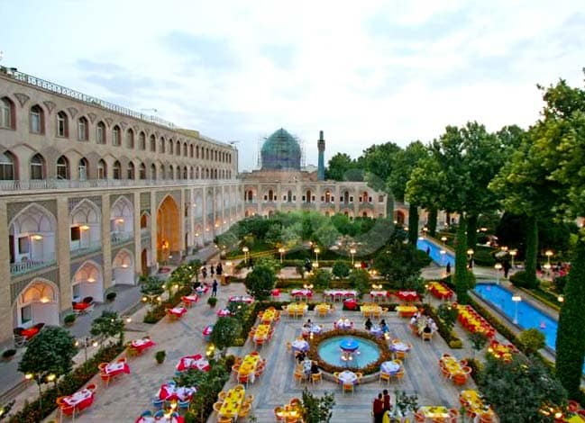 رزرو اینترنتی در هتل های شیراز و هتل های اصفهان
