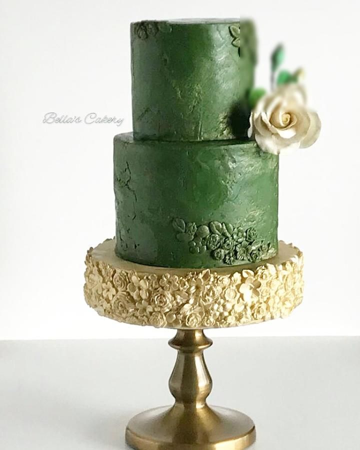 کیک با تم سبز