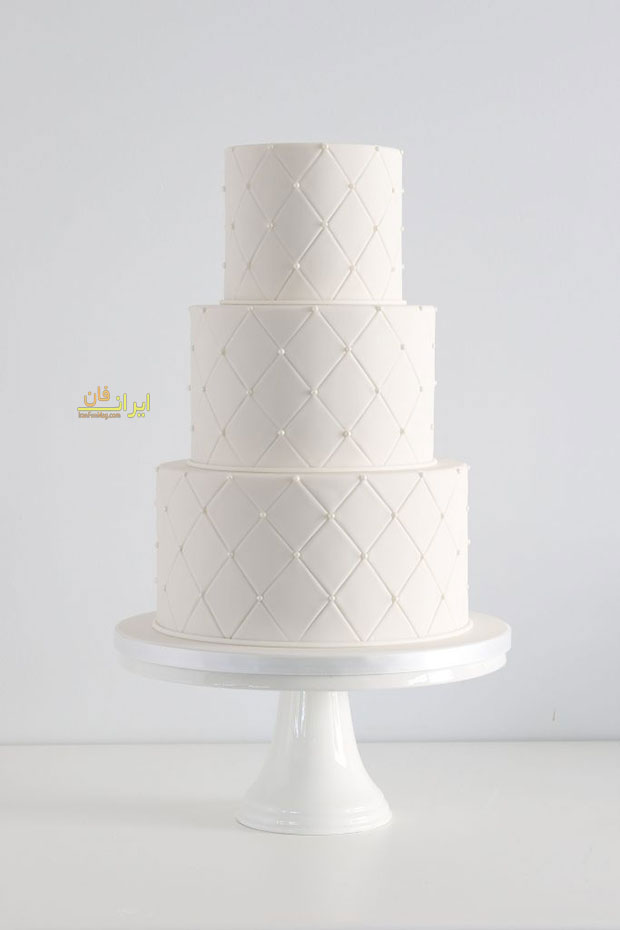 کیک ساده و شیک عروسی