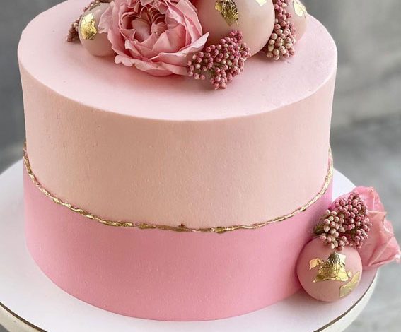 کیک های زیبا برای تولد و جشن ها با تم صورتی
