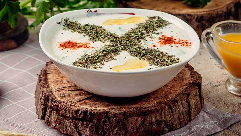 غذای ایرانی با نان