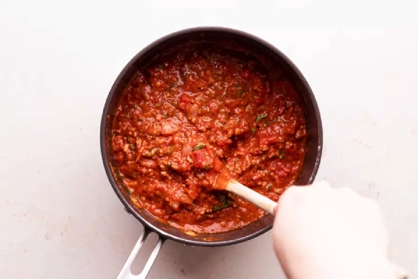 طرز تهیه سس لازانیا