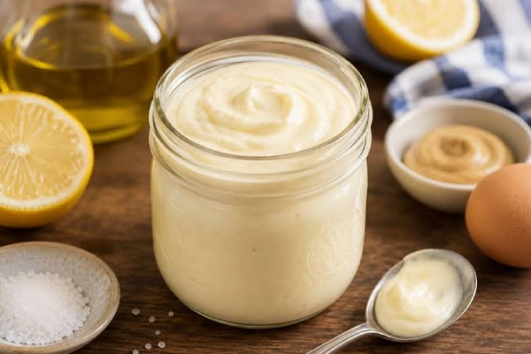 بهترین روغن برای مایونز خانگی چیست؟